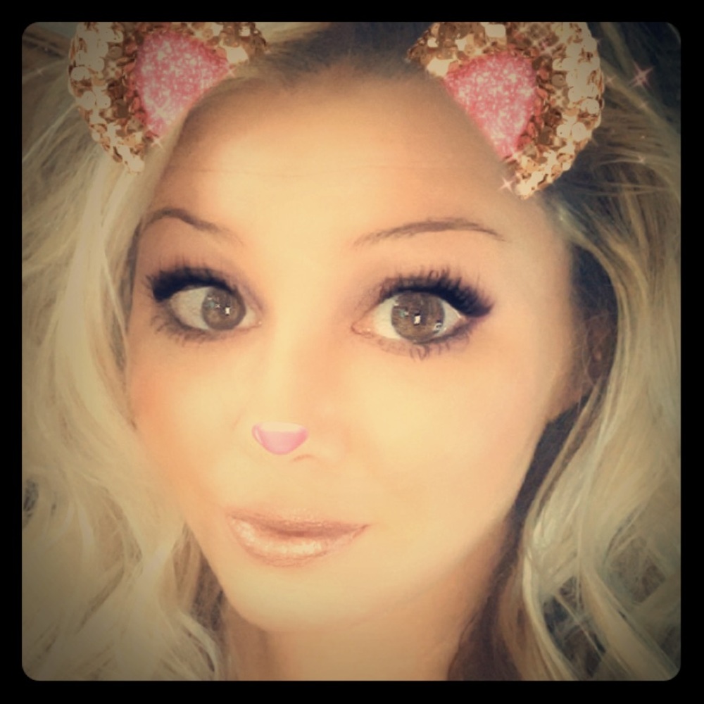 Meet your Posher, Stacy